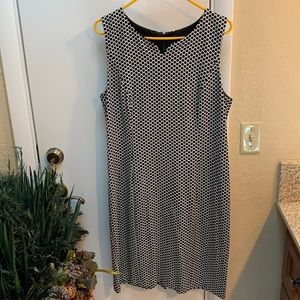 Talbots sleeveless pattern dress size 14